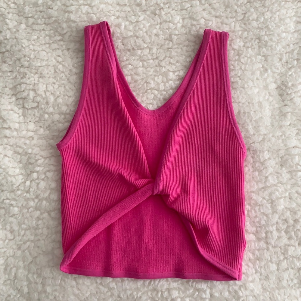 Women’s Pink Crop Top